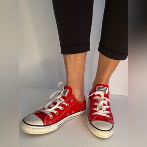 Converse Chuck Taylor All Star Low Top Sneakers – Red – Youth 3 / Women’s 5
